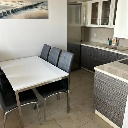 17 Apartment *